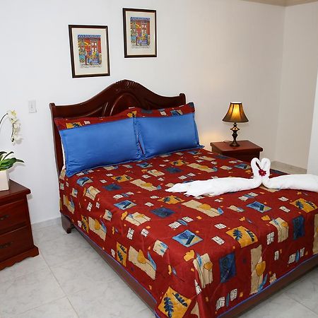 Hotel Los Jardines Santiago De Los Caballeros Εξωτερικό φωτογραφία