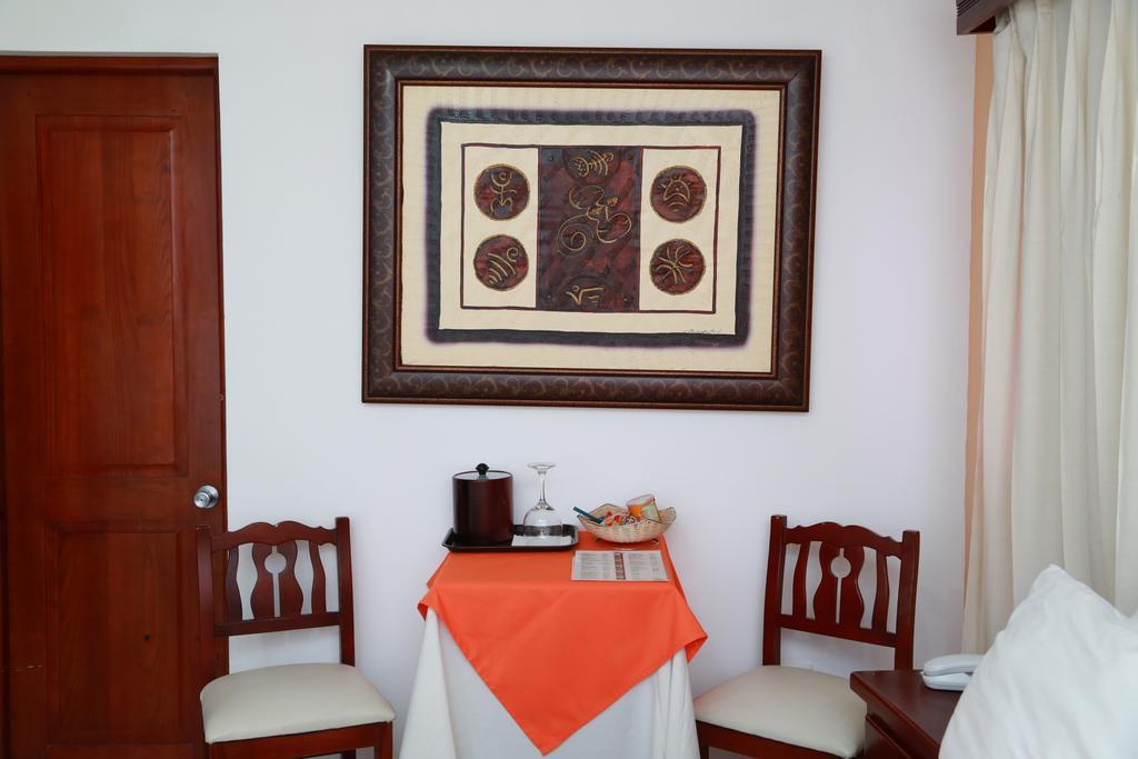 Hotel Los Jardines Santiago De Los Caballeros Εξωτερικό φωτογραφία