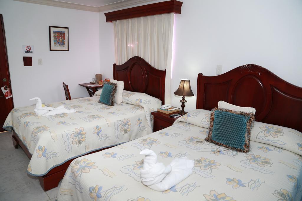 Hotel Los Jardines Santiago De Los Caballeros Εξωτερικό φωτογραφία