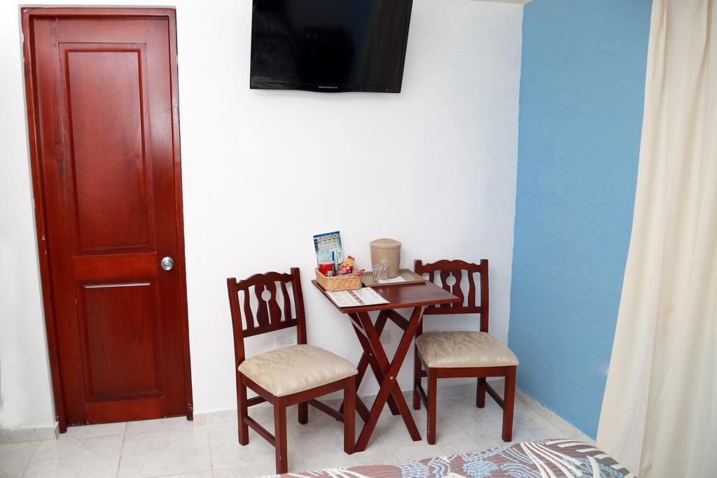 Hotel Los Jardines Santiago De Los Caballeros Εξωτερικό φωτογραφία