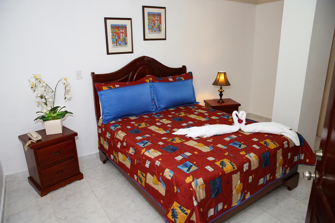 Hotel Los Jardines Santiago De Los Caballeros Εξωτερικό φωτογραφία