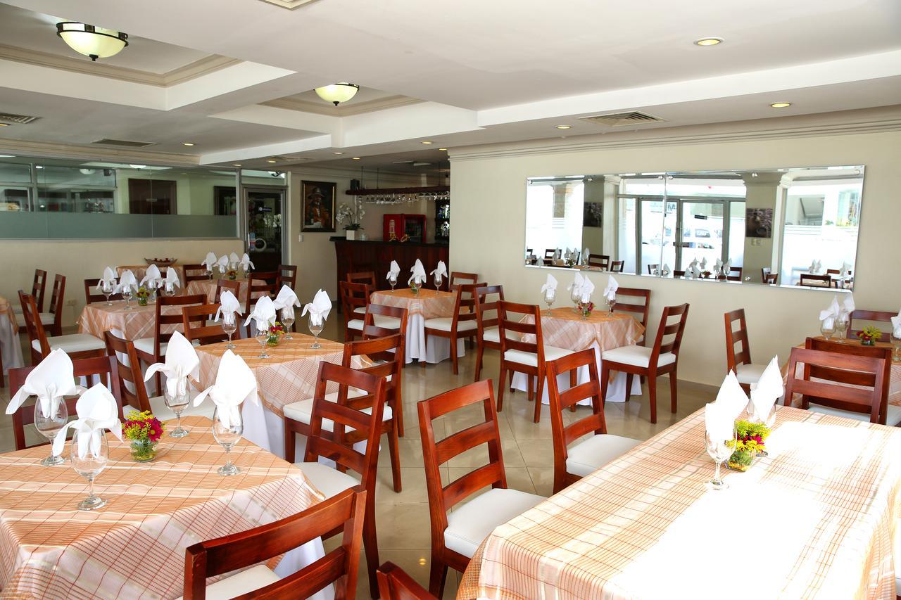 Hotel Los Jardines Santiago De Los Caballeros Εξωτερικό φωτογραφία