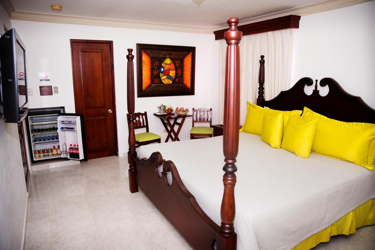 Hotel Los Jardines Santiago De Los Caballeros Εξωτερικό φωτογραφία