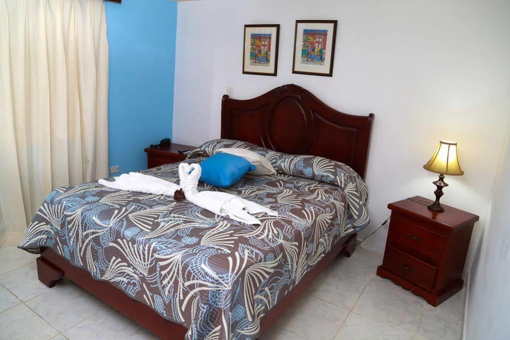 Hotel Los Jardines Santiago De Los Caballeros Εξωτερικό φωτογραφία