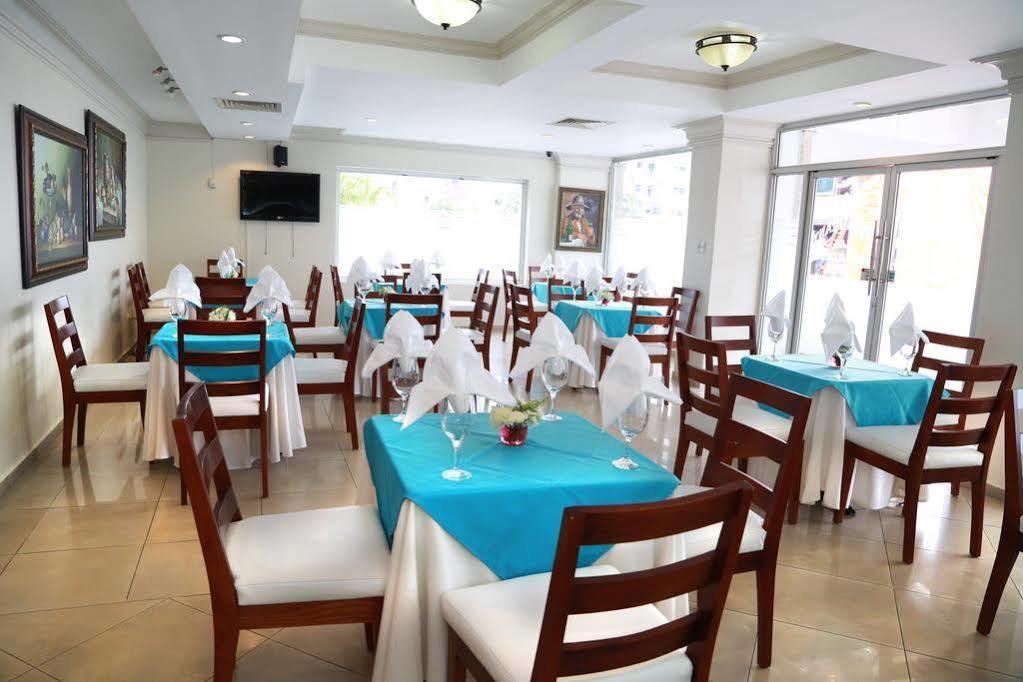 Hotel Los Jardines Santiago De Los Caballeros Εξωτερικό φωτογραφία